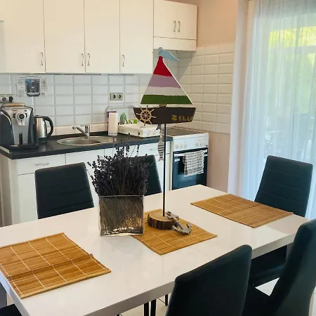 Toparti Apartmanhaz