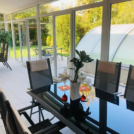 شقة Toparti Apartmanhaz بالاتونسزارسكو