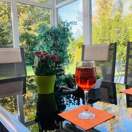 Toparti Apartmanhaz Apartment Balatonszarszo