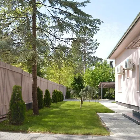 Toparti Apartmanhaz شقة *