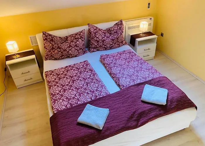 Toparti Apartmanhaz شقة *