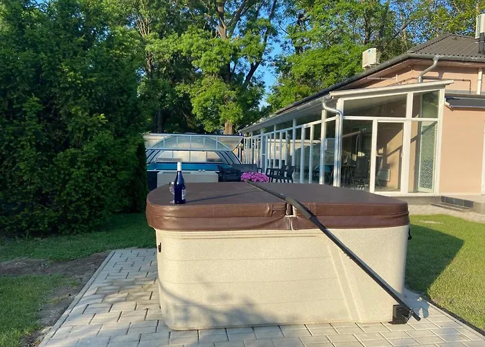 Toparti Apartmanhaz شقة